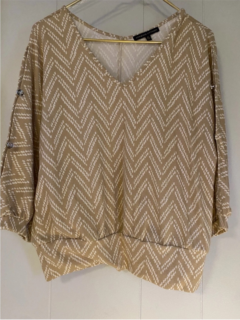 Adrienne Vittadini Beige Chevron V-Neck Blouse - Picture 1 of 4